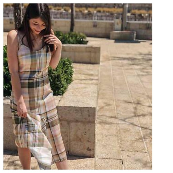 Zara dress - Picture 7 of 8